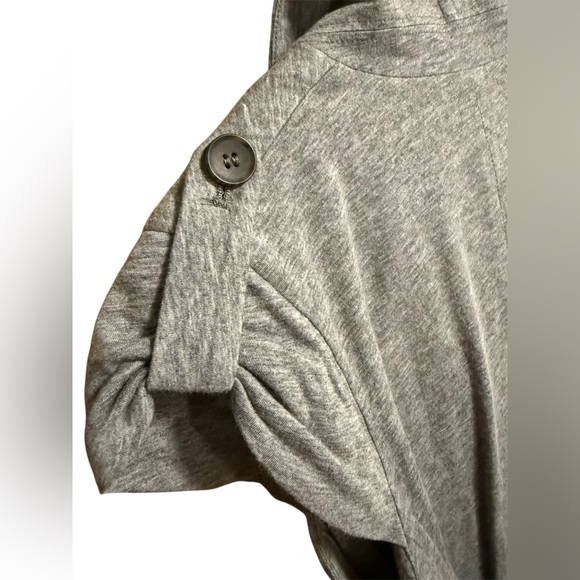 BCBGMaxAzria Heather Gray Blouse - Picture 3 of 4